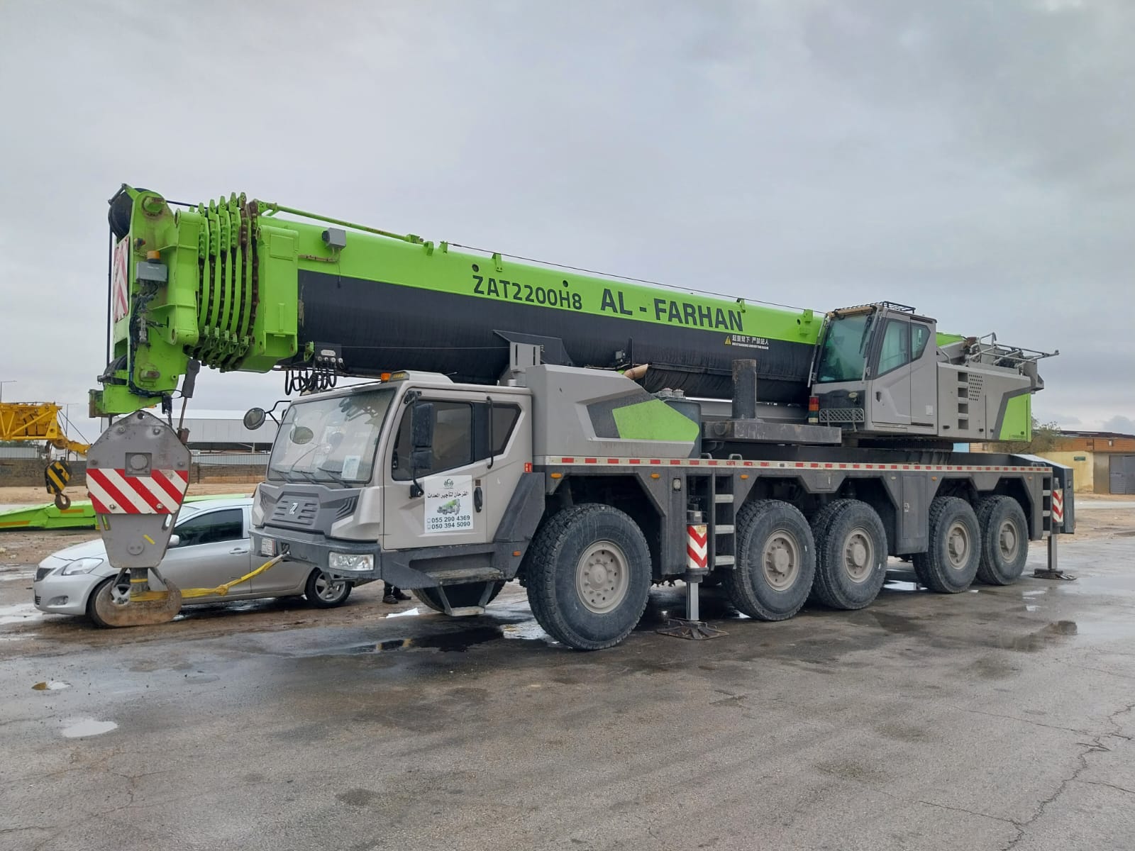 تأجير رافعة متحركة 200 طن