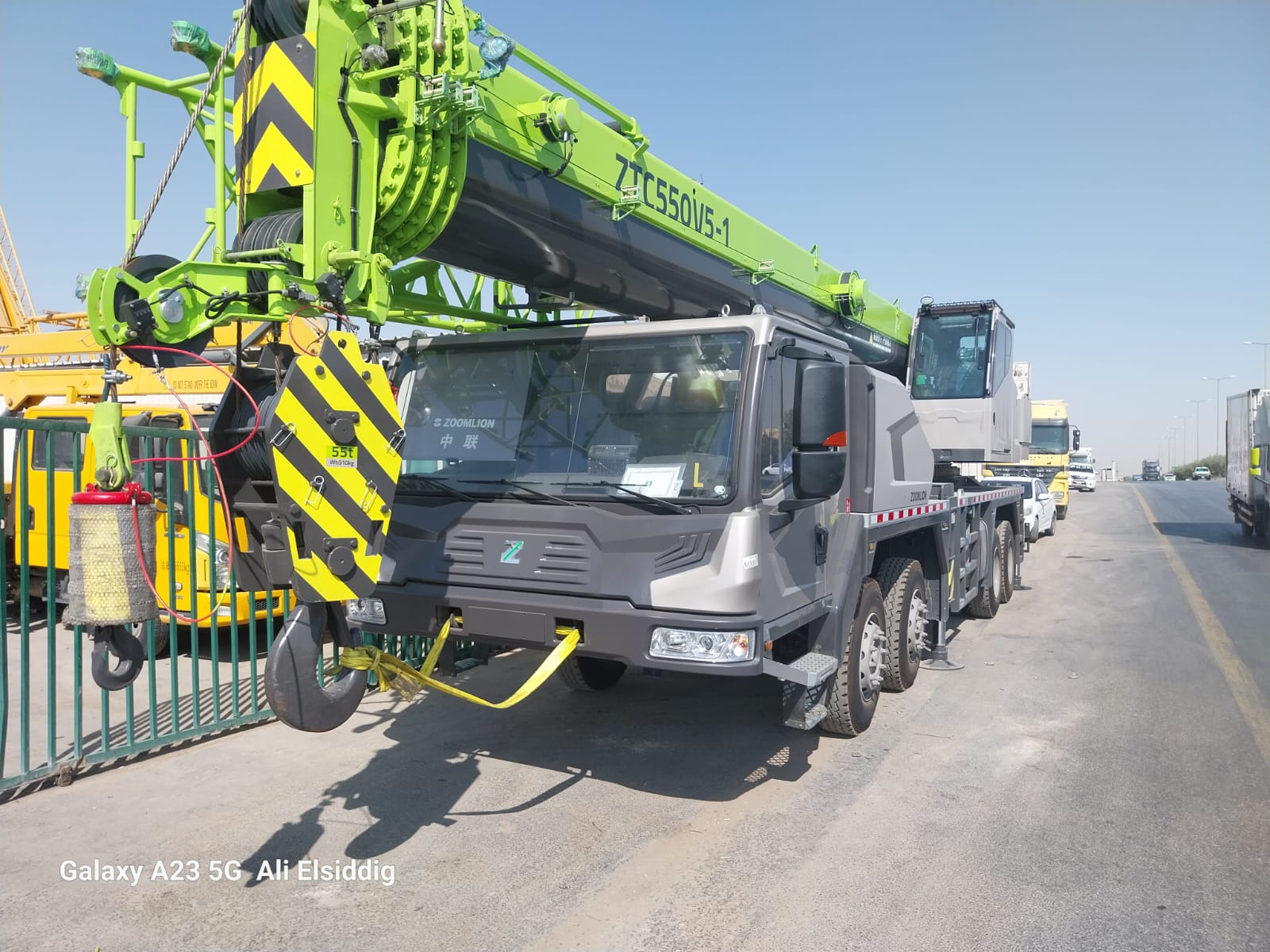 تأجير رافعة متحركة 110 طن